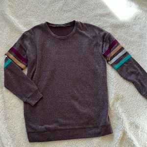 Pink clover purple soft pullover sweater S